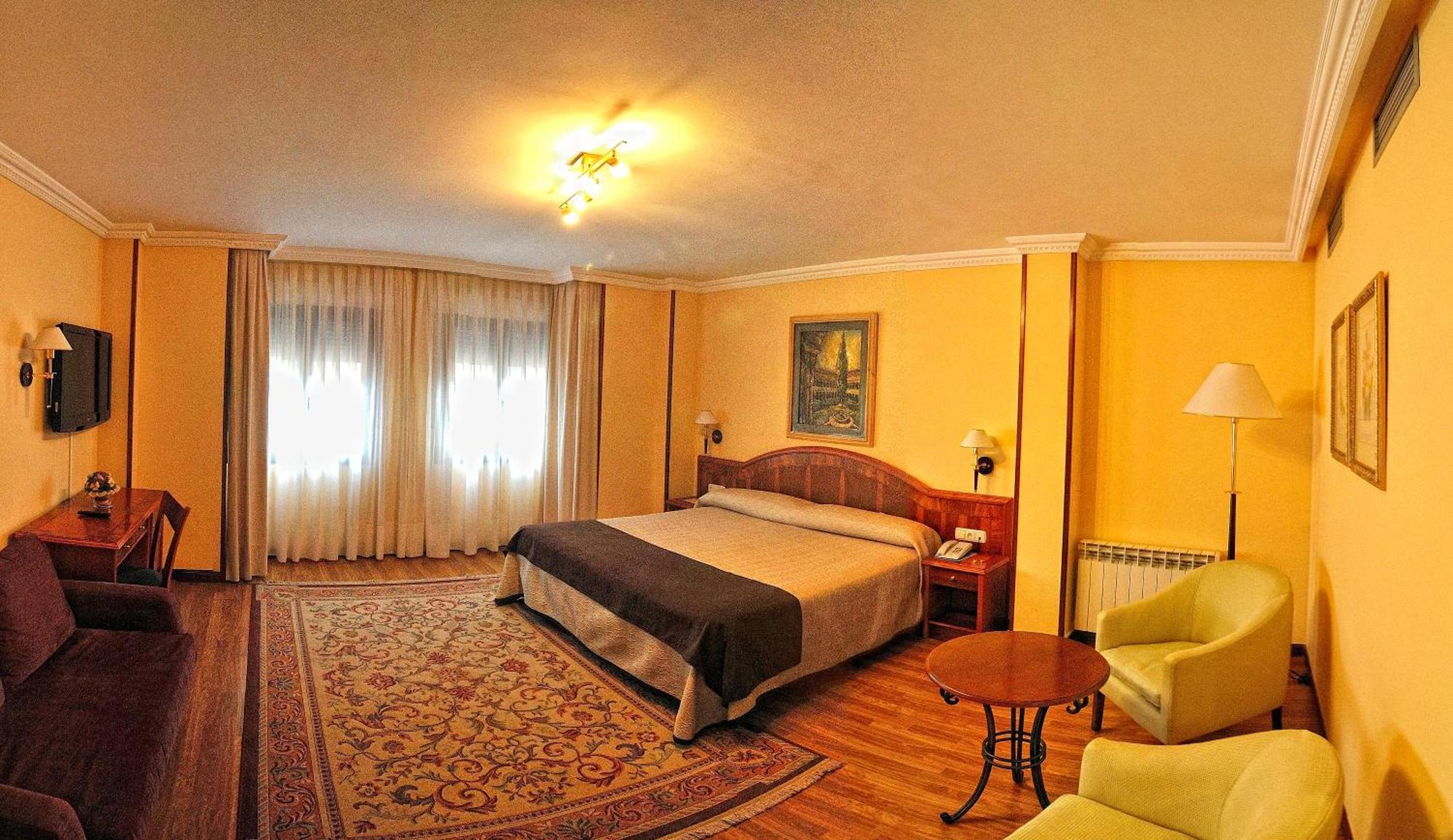 Hotel Alisi Aranda de Duero Eksteriør bilde