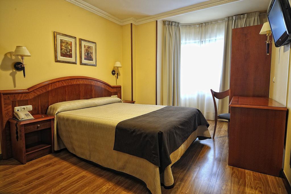 Hotel Alisi Aranda de Duero Eksteriør bilde