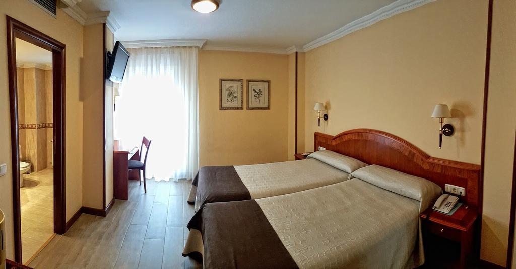 Hotel Alisi Aranda de Duero Eksteriør bilde